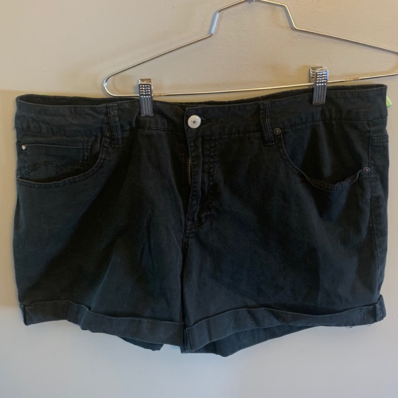 Faded glory black shorts sz 18 - Picture 1 of 3